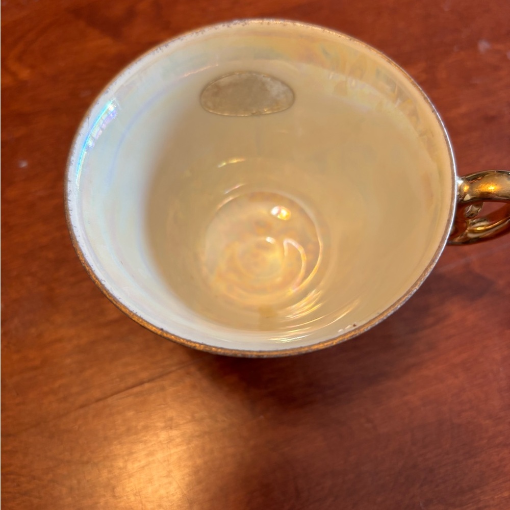 Vintage Floral Lusterware Teacup with Gold Handle - Picture 6 of 9